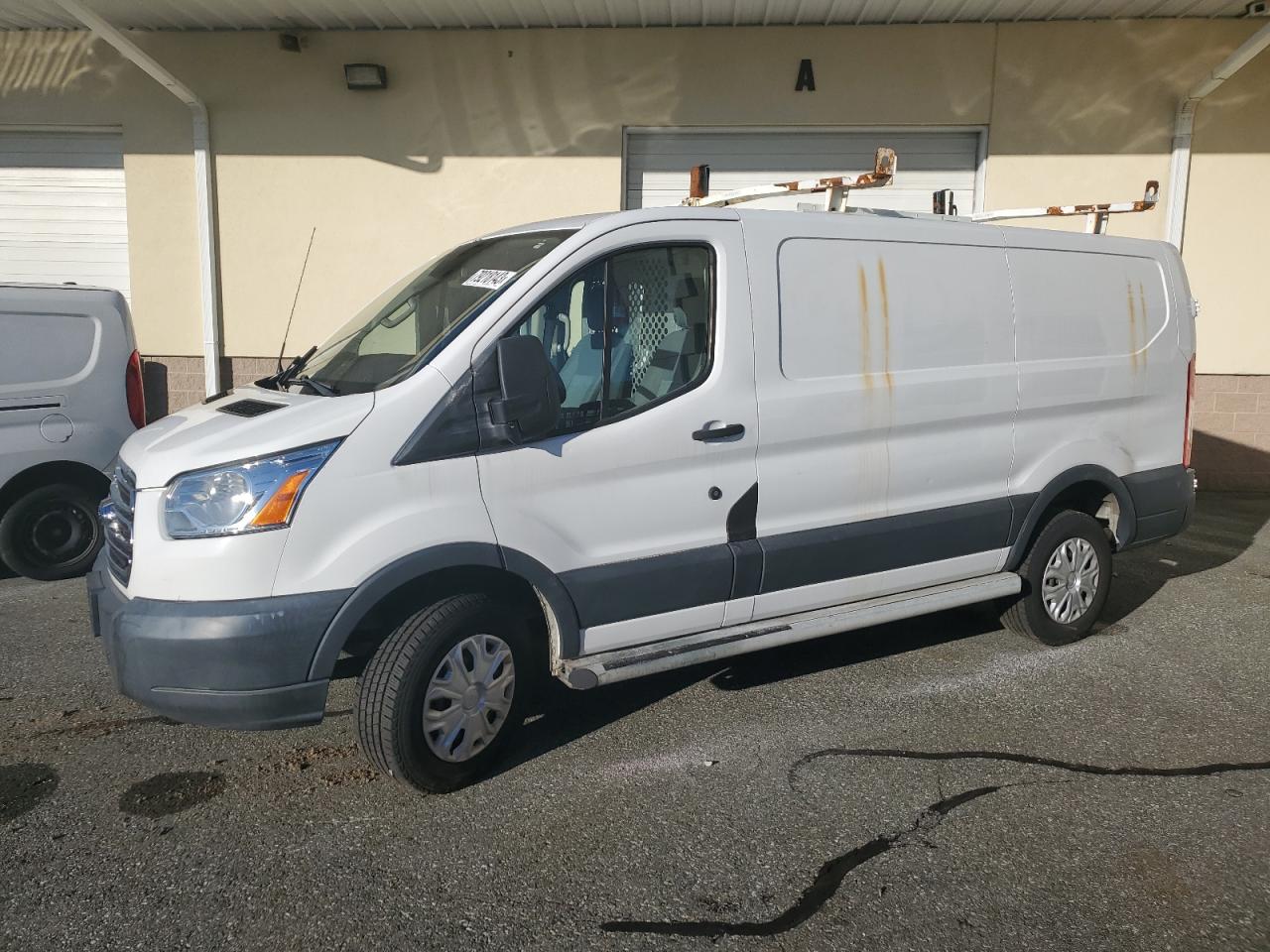 Изображение 2016 FORD TRANSIT T-250 2016