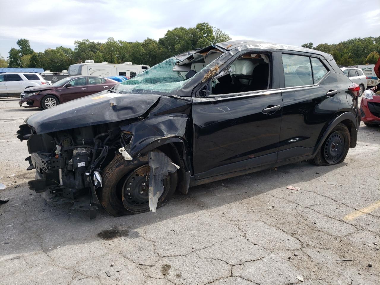 Изображение 1 2021 NISSAN KICKS S 2021 с VIN 3N1CP5BV1ML544517