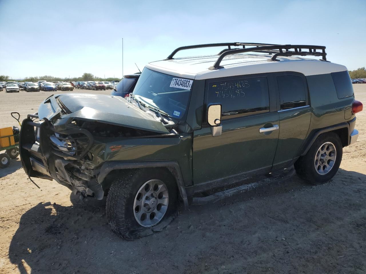 Obraz 2012 TOYOTA FJ CRUISER  2012