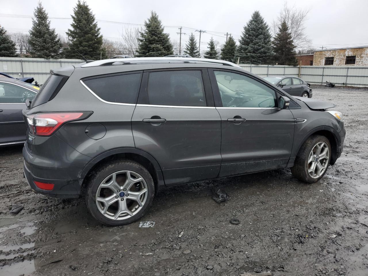 Image 3 of 2017 FORD ESCAPE TITANIUM 2017 with VIN 1FMCU9J96HUA17873