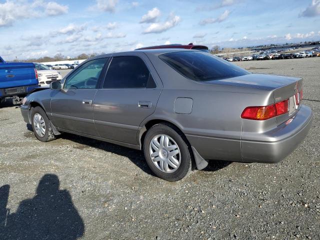 Изображение 2 2001 TOYOTA CAMRY LE 2001 с VIN 4T1BF22K11U119392