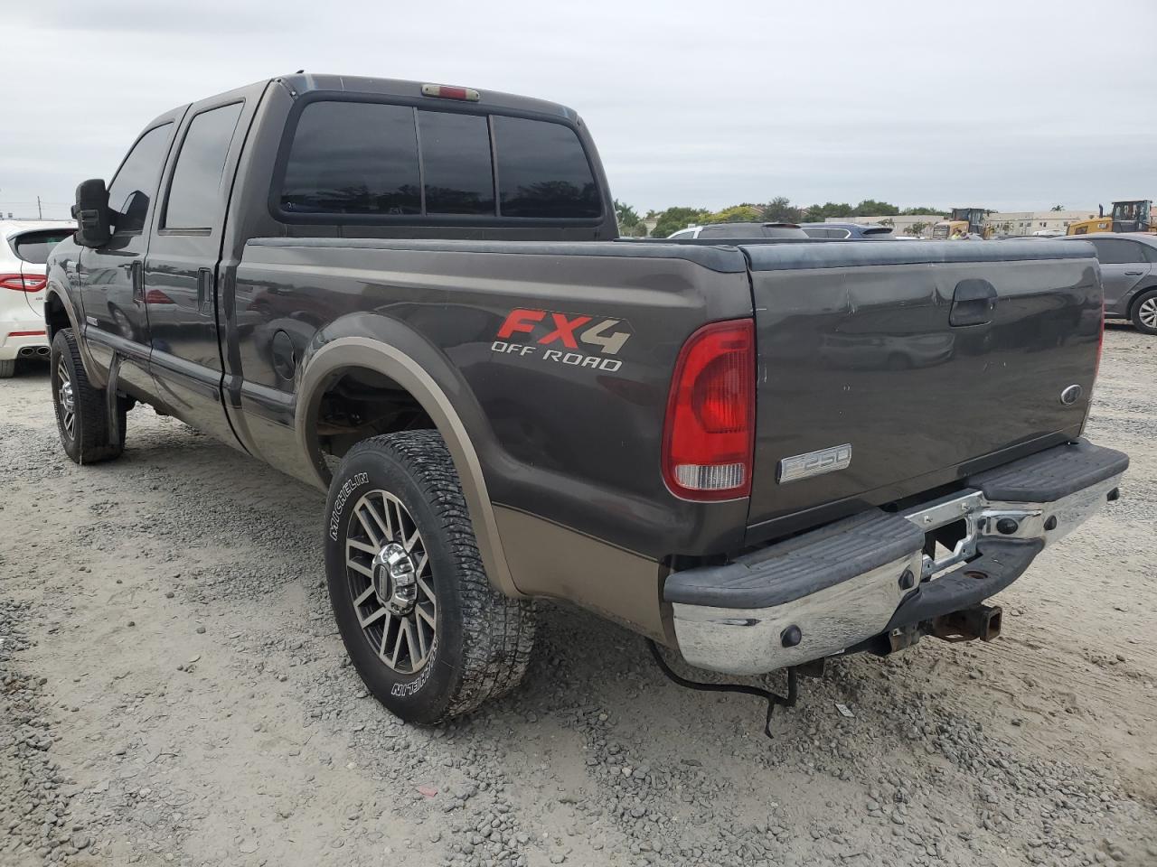 Obraz 2 z 2005 FORD F250 SUPER DUTY 2005 z VIN 1FTSW21P35EC23996