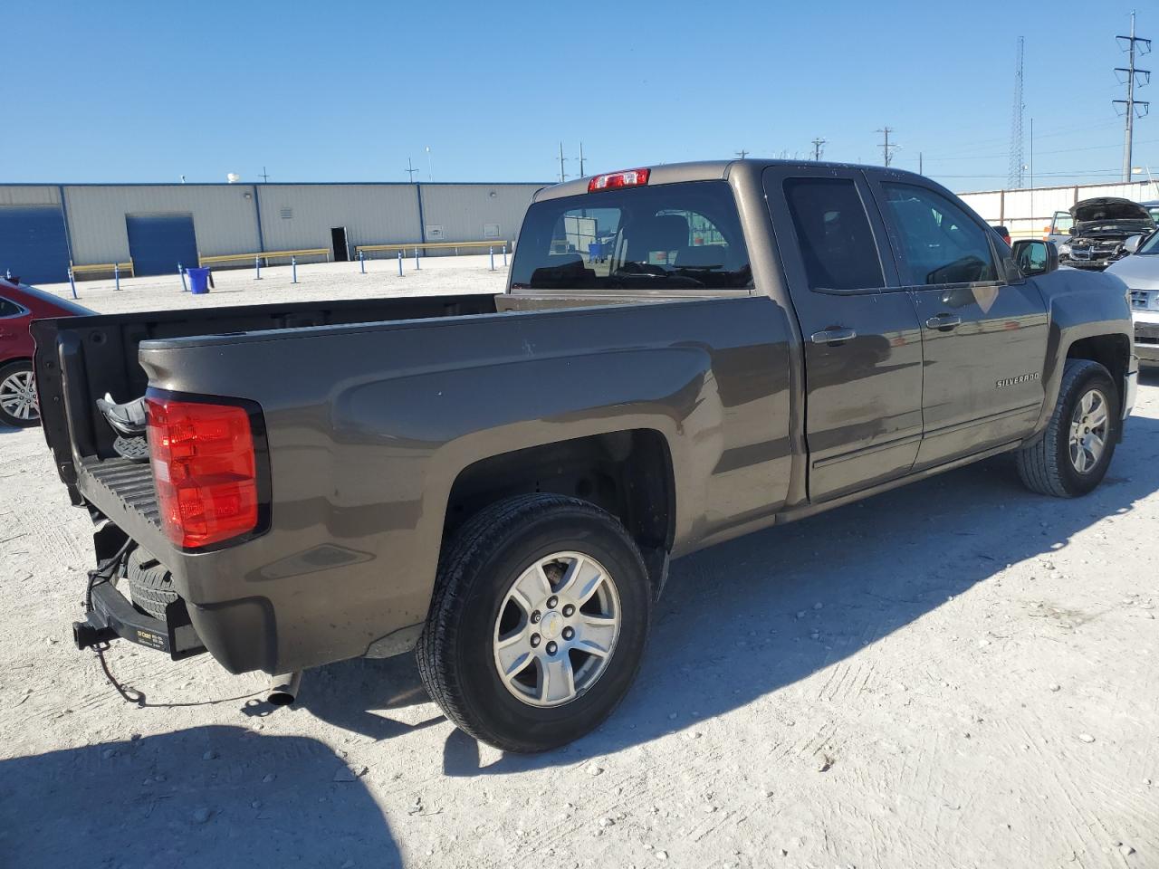 Изображение 3 2015 CHEVROLET SILVERADO C1500 LT 2015 с VIN 1GCRCREHXFZ233017