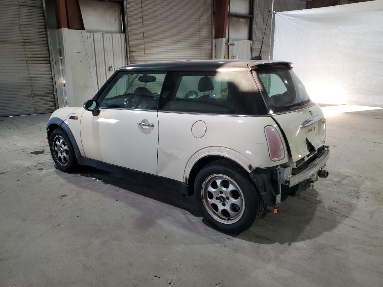 Изображение 2 2005 MINI COOPER  2005 с VIN WMWRC33545TJ69772