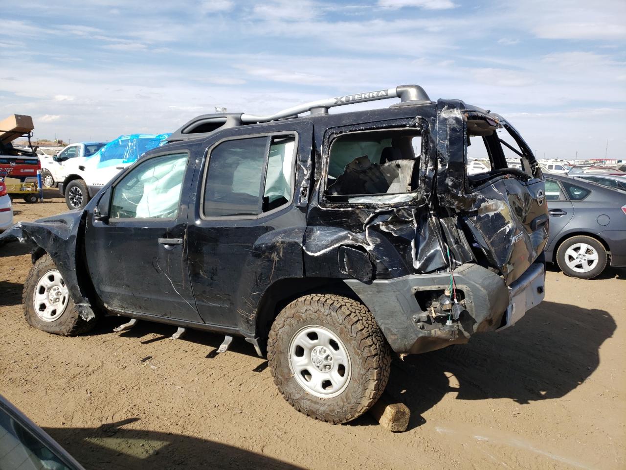 Obraz 2 z 2013 NISSAN XTERRA X 2013 z VIN 5N1AN0NW0DN825415