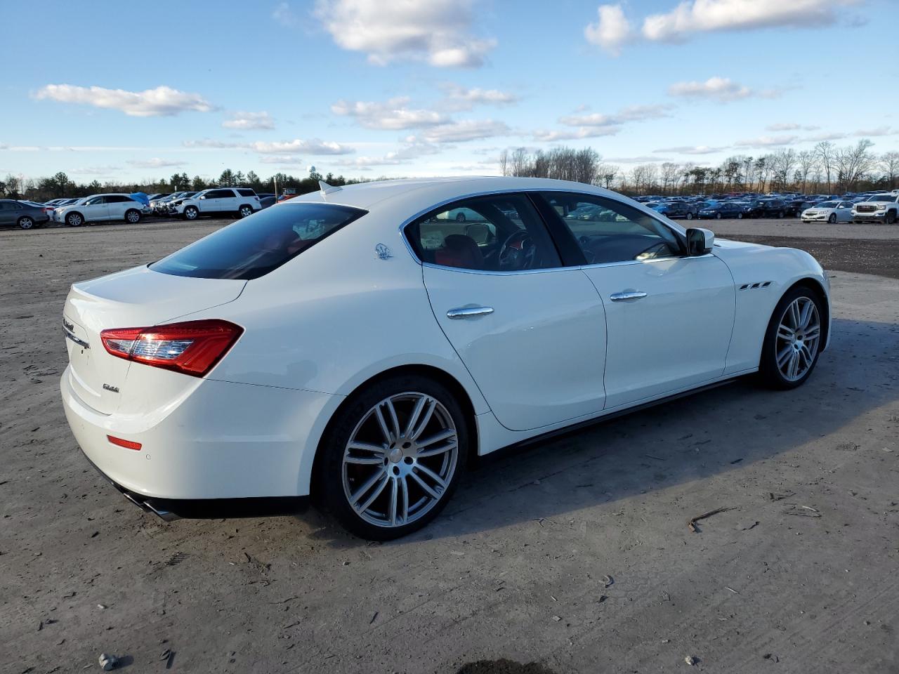 Image 3 of Maserati Ghibli S 2015 with VIN ZAM57RTA2F1134095