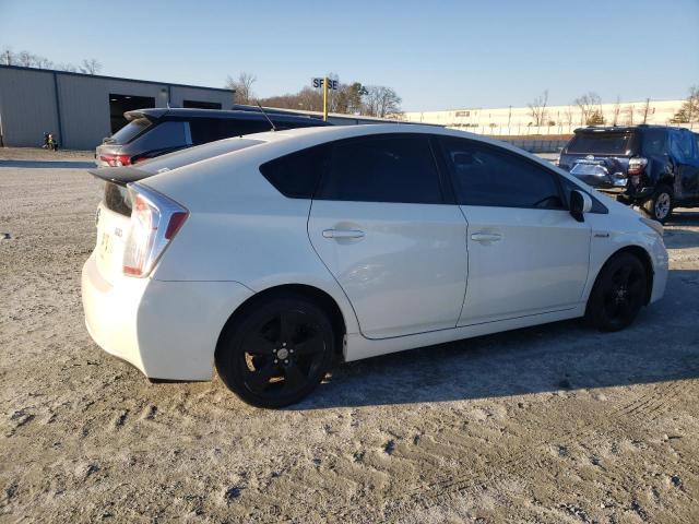 Image 3 of 2014 TOYOTA PRIUS  2014 with VIN JTDKN3DU0E1742571