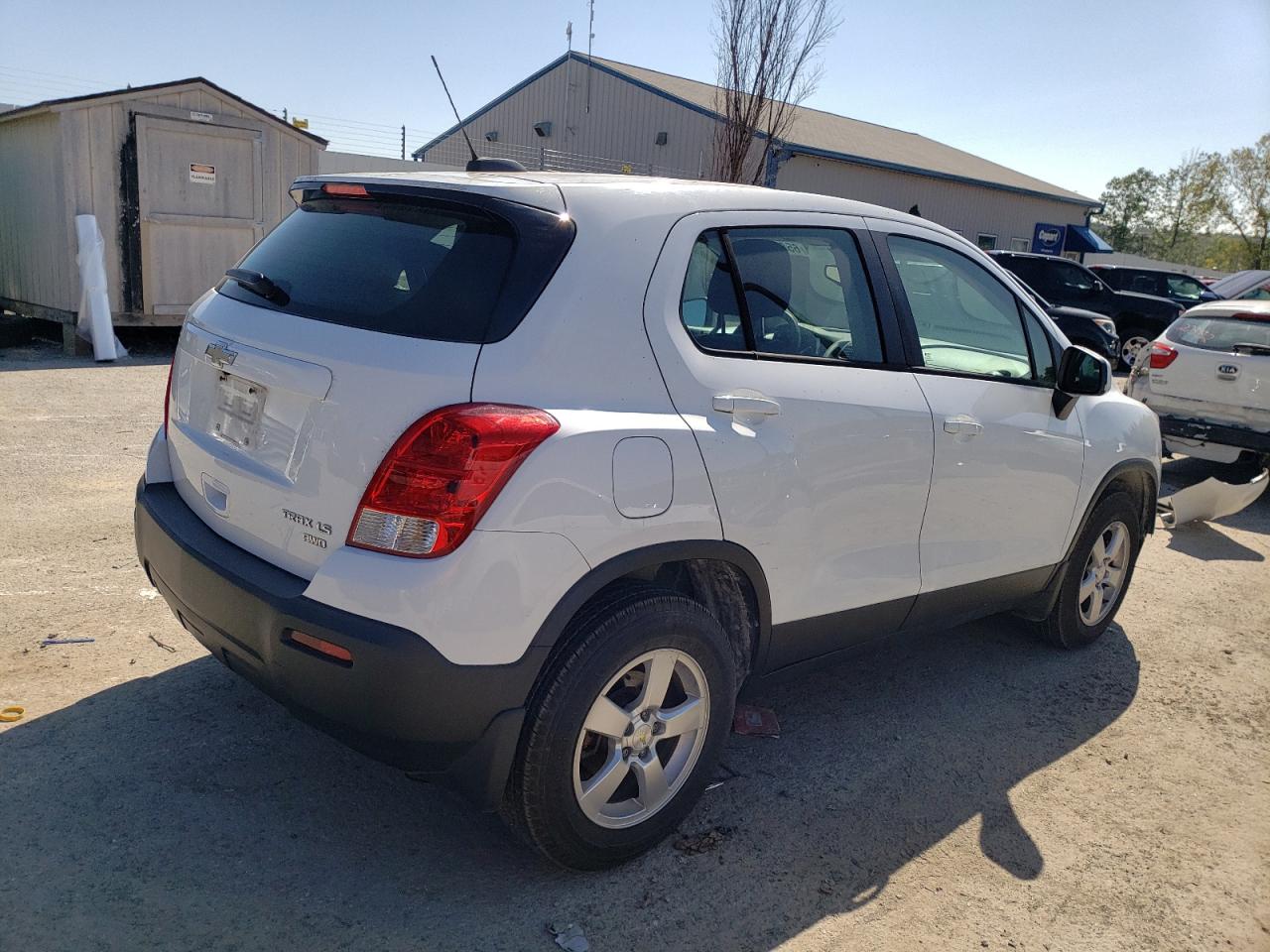 Image 3 of 2015 CHEVROLET TRAX 1LS 2015 with VIN KL7CJPSB6FB089973