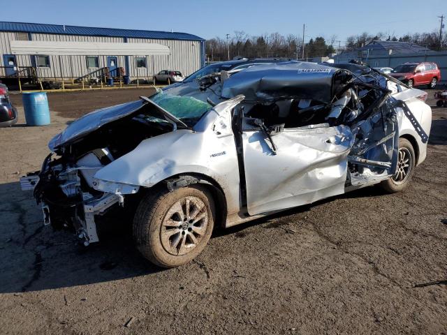 Изображение 2016 TOYOTA PRIUS  2016