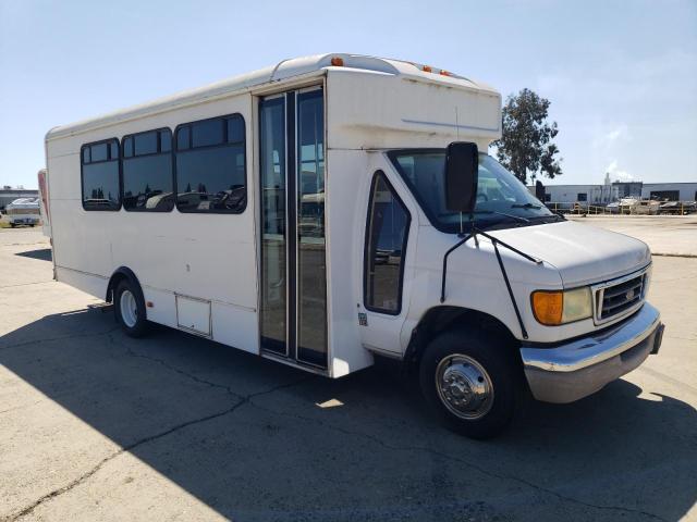 Image 1 of 2003 FORD ECONOLINE E450 SUPER DUTY CUTAWAY VAN 2003 with VIN 1FDXE45S43HB85060