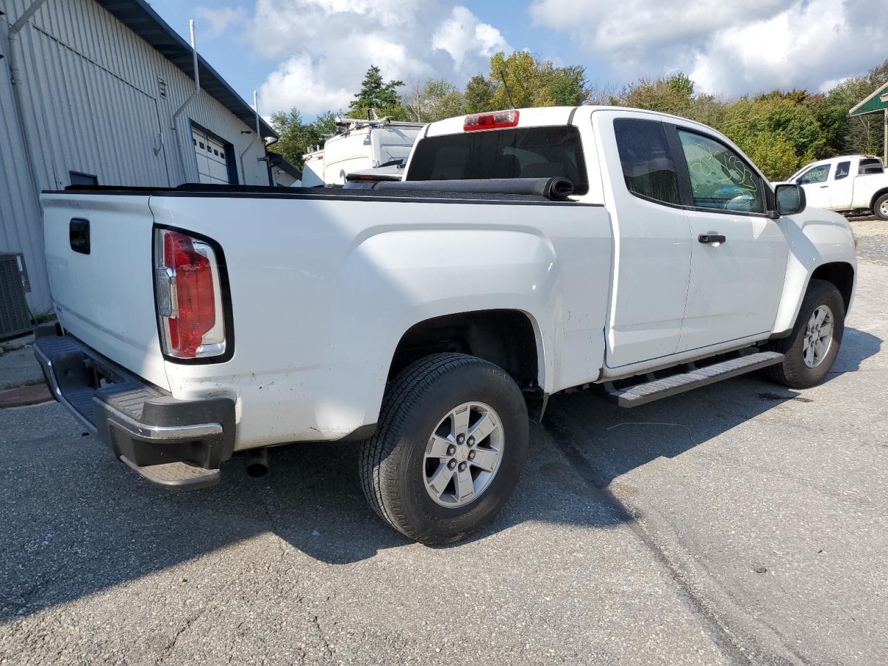 Obraz 3 z 2019 GMC CANYON  2019 z VIN 1GTH6BEN0K1349786