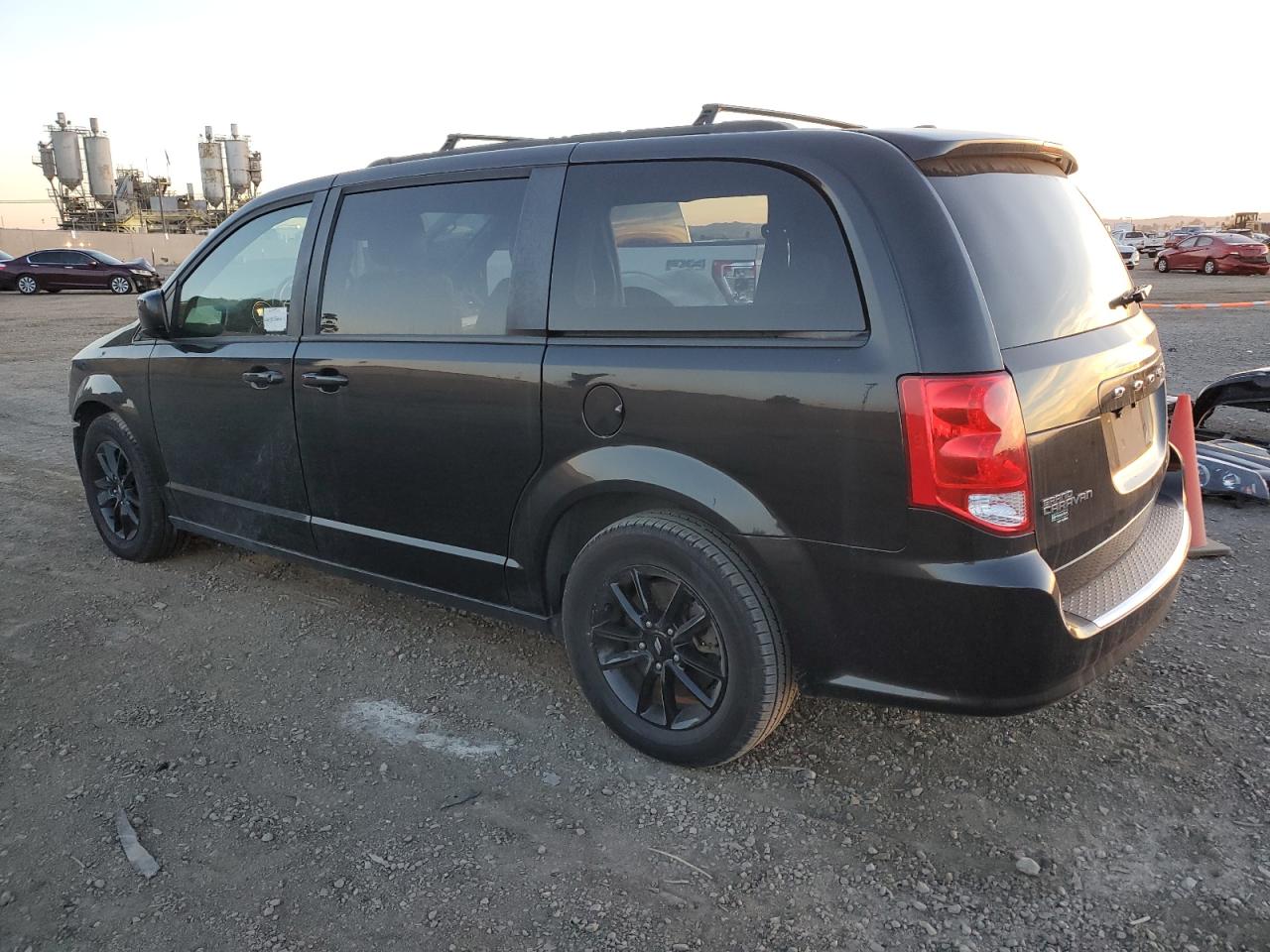Image 2 of 2019 DODGE GRAND CARAVAN GT 2019 with VIN 2C4RDGEG0KR744555