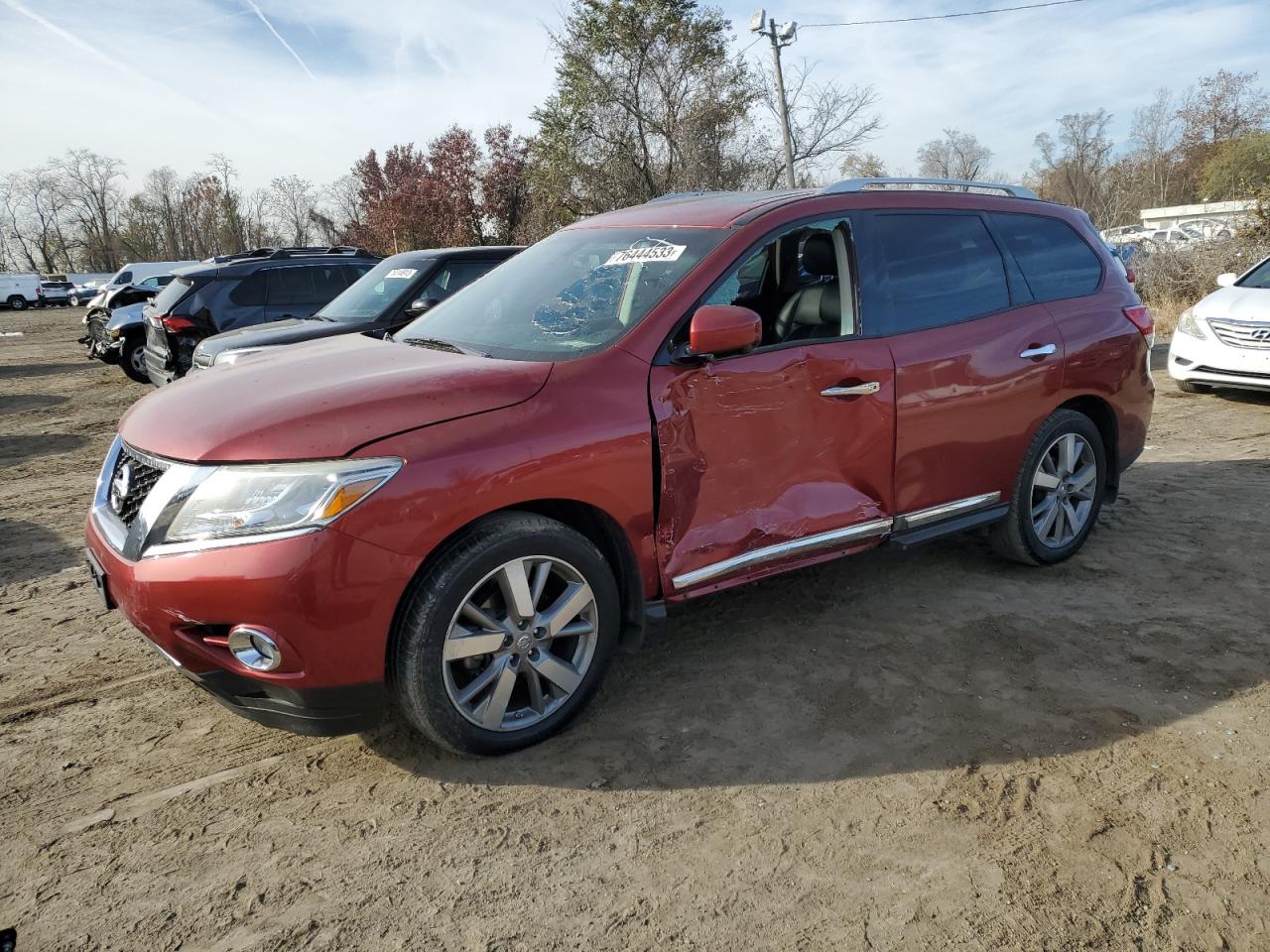 Obraz 1 z 2016 NISSAN PATHFINDER S 2016 z VIN 5N1AR2MM9GC616559