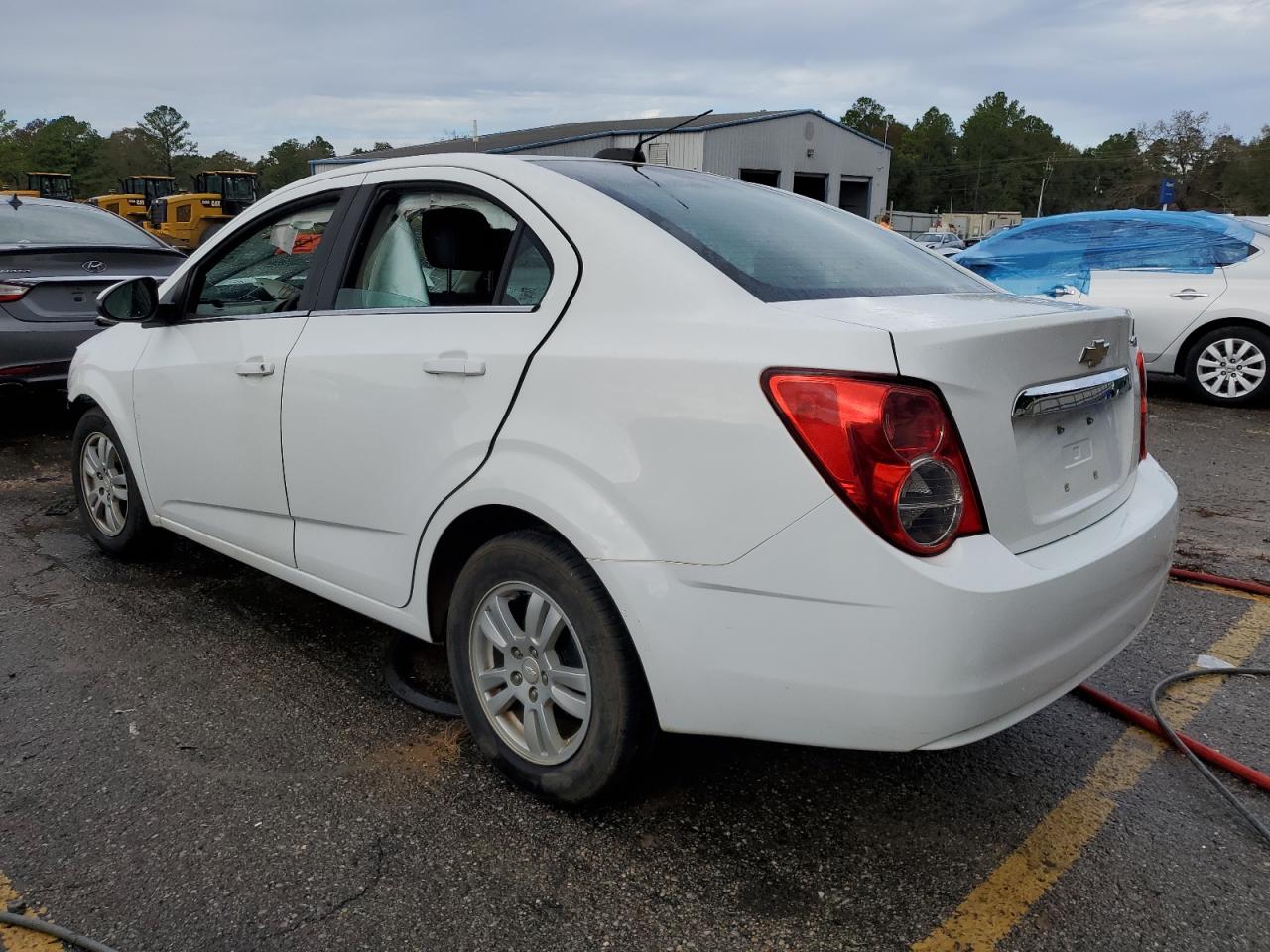Image 2 of 2015 CHEVROLET SONIC LT 2015 with VIN 1G1JC5SH8F4112017