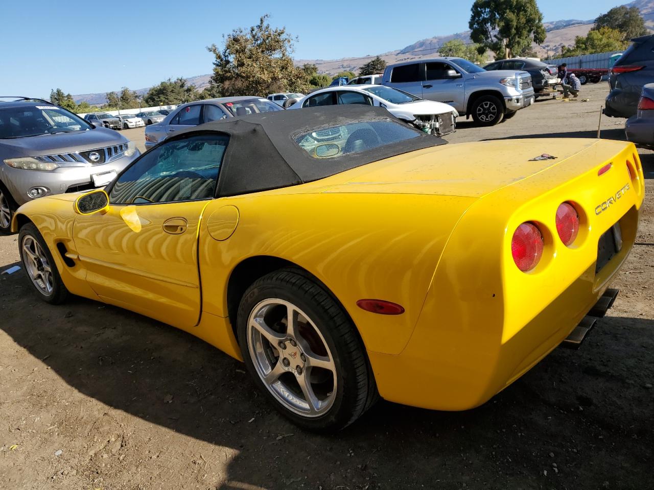 Image 2 of 2002 CHEVROLET CORVETTE  2002 with VIN 1G1YY32G525119488