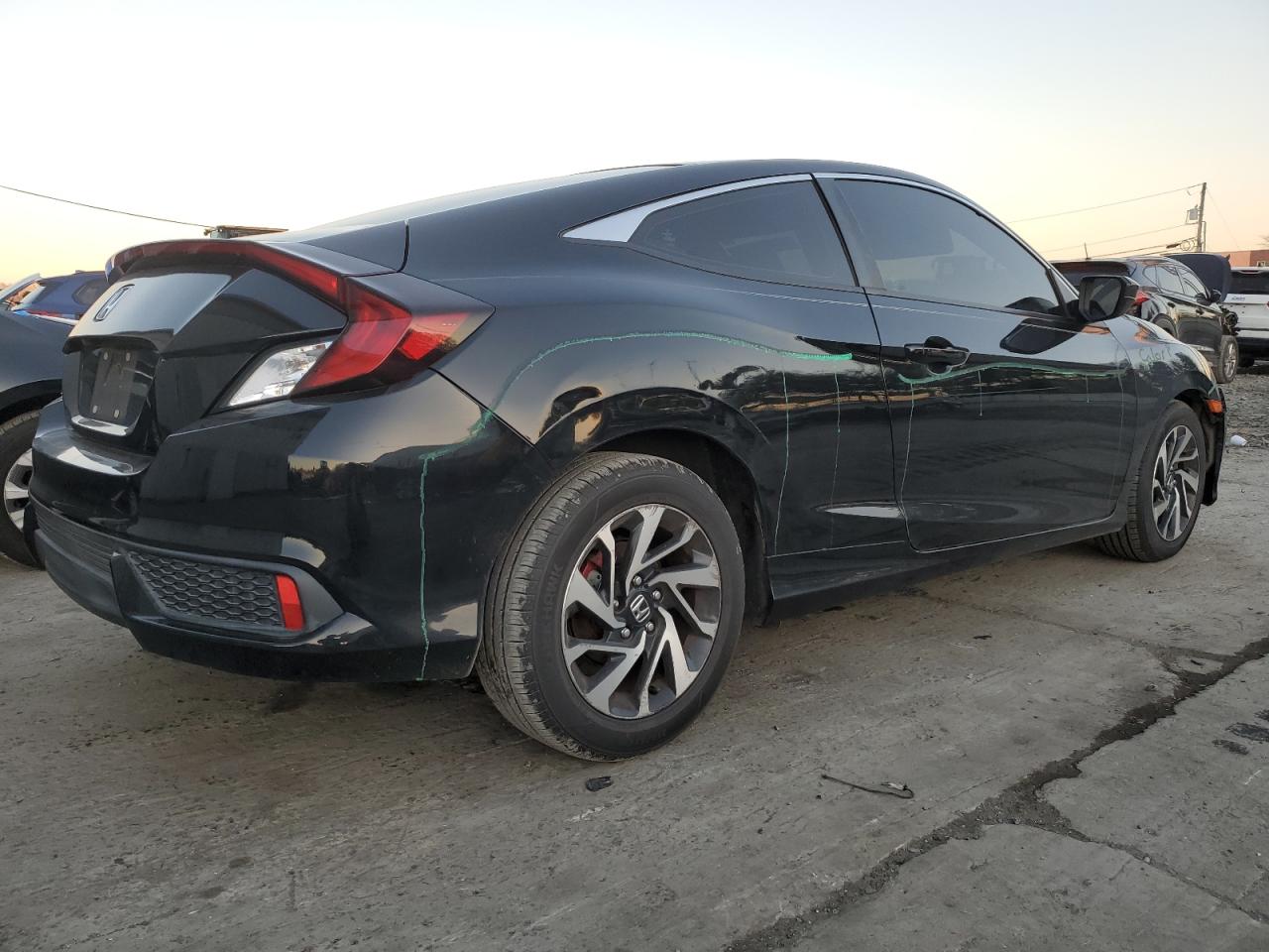 Obraz 3 z 2016 HONDA CIVIC LX 2016 z VIN 2HGFC4B53GH301208