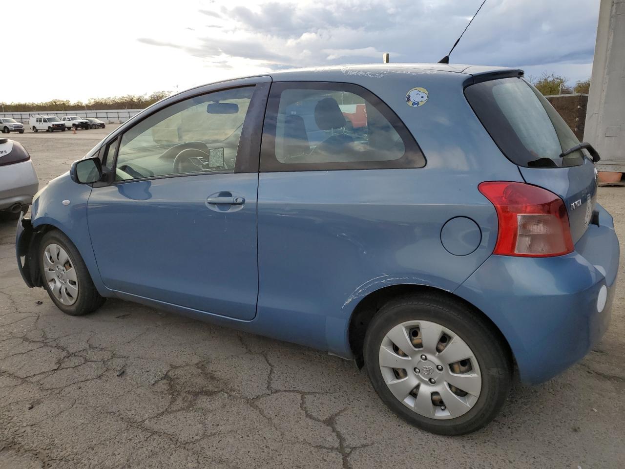 Image 2 of 2007 TOYOTA YARIS  2007 with VIN JTDJT923675113682