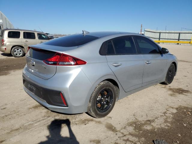 Image 3 of 2022 HYUNDAI IONIQ BLUE 2022 with VIN KMHC65LC8NU275674