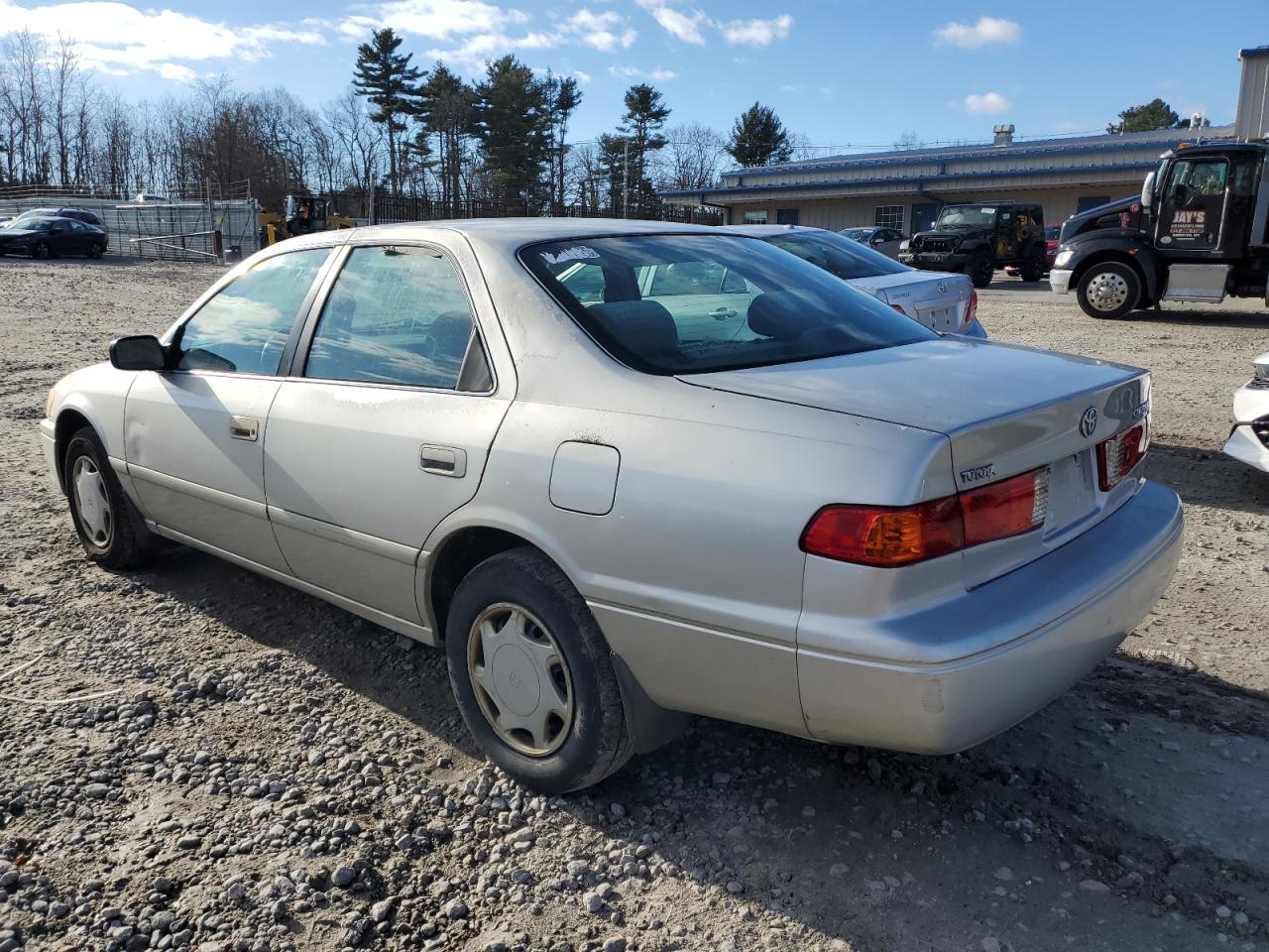 Изображение 2 2000 TOYOTA CAMRY CE 2000 с VIN 4T1BG22K1YU708210