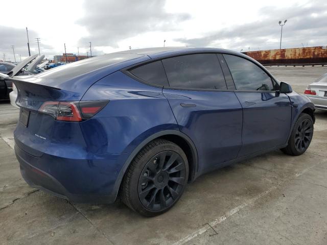Obraz 3 z 2021 TESLA MODEL Y  2021 z VIN 5YJYGAEE8MF176939