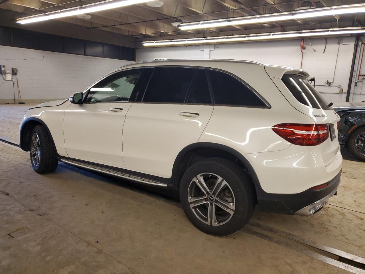Image 2 of 2017 MERCEDES-BENZ GLC 300 4MATIC 2017 with VIN WDC0G4KB1HF206335