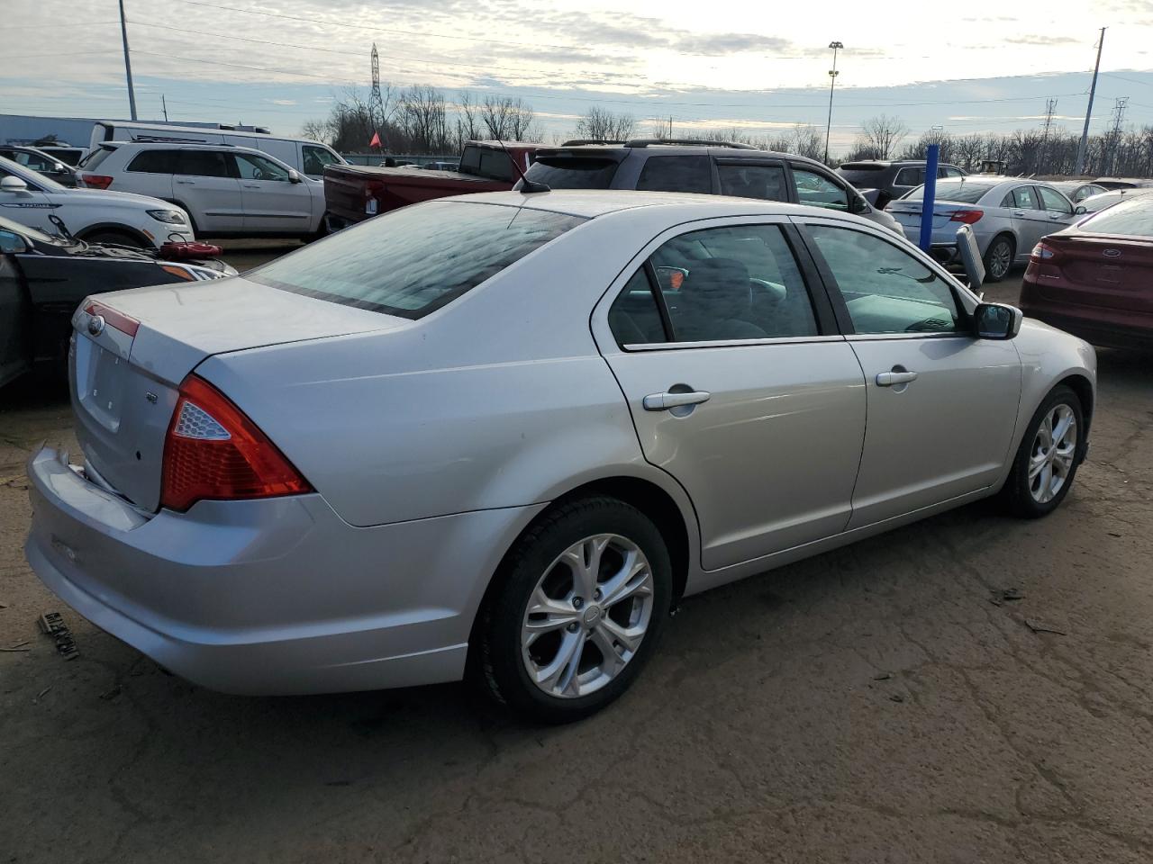 Изображение 3 2012 FORD FUSION SE 2012 с VIN 3FAHP0HA9CR402623