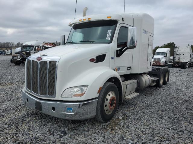 2017 PETERBILT 579  2017 image