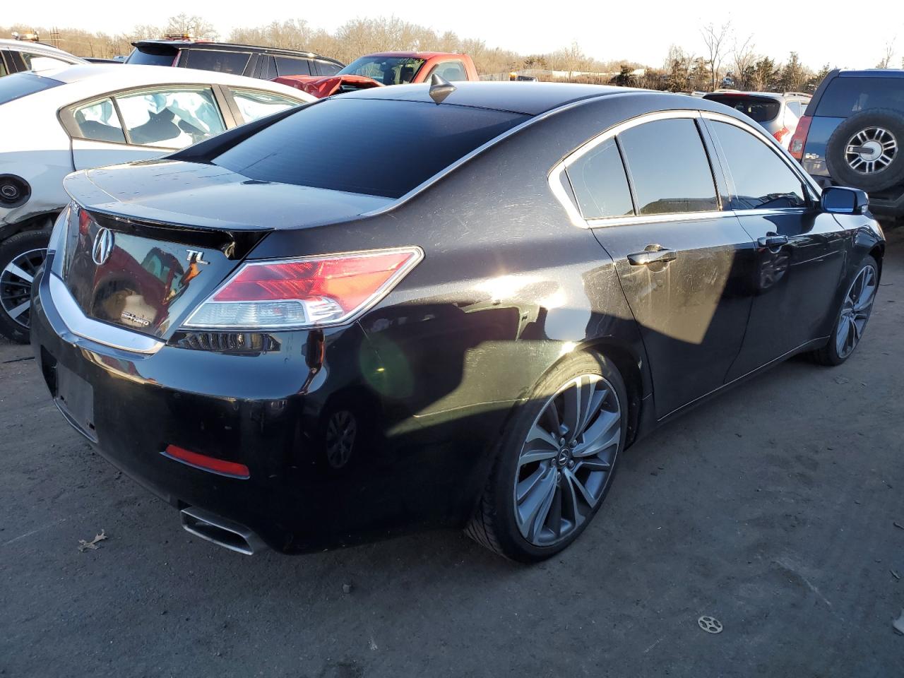 Изображение 3 2012 ACURA TL  2012 с VIN 19UUA9F58CA012242
