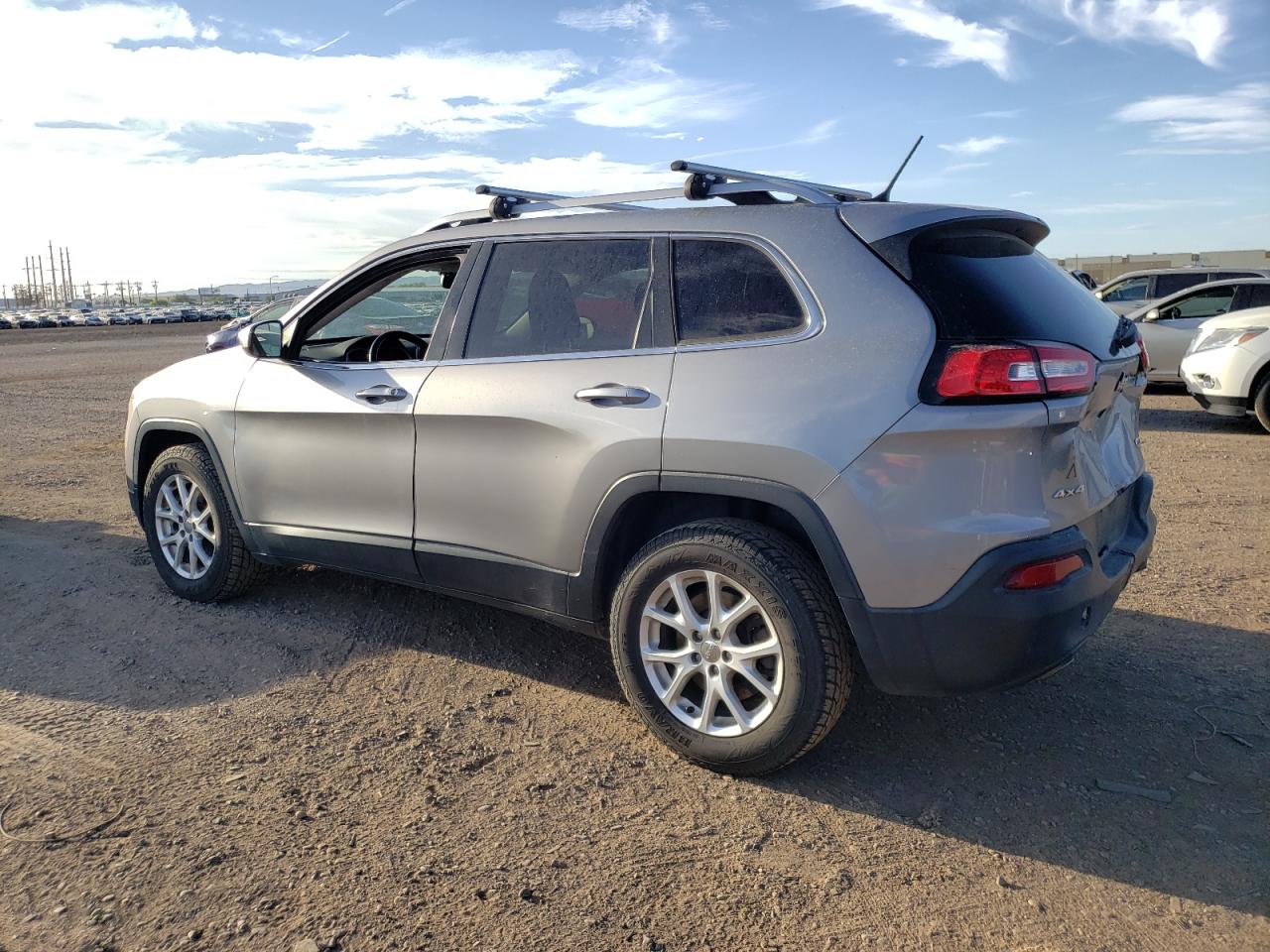 Изображение 2 2015 JEEP CHEROKEE LATITUDE 2015 с VIN 1C4PJMCB4FW744366