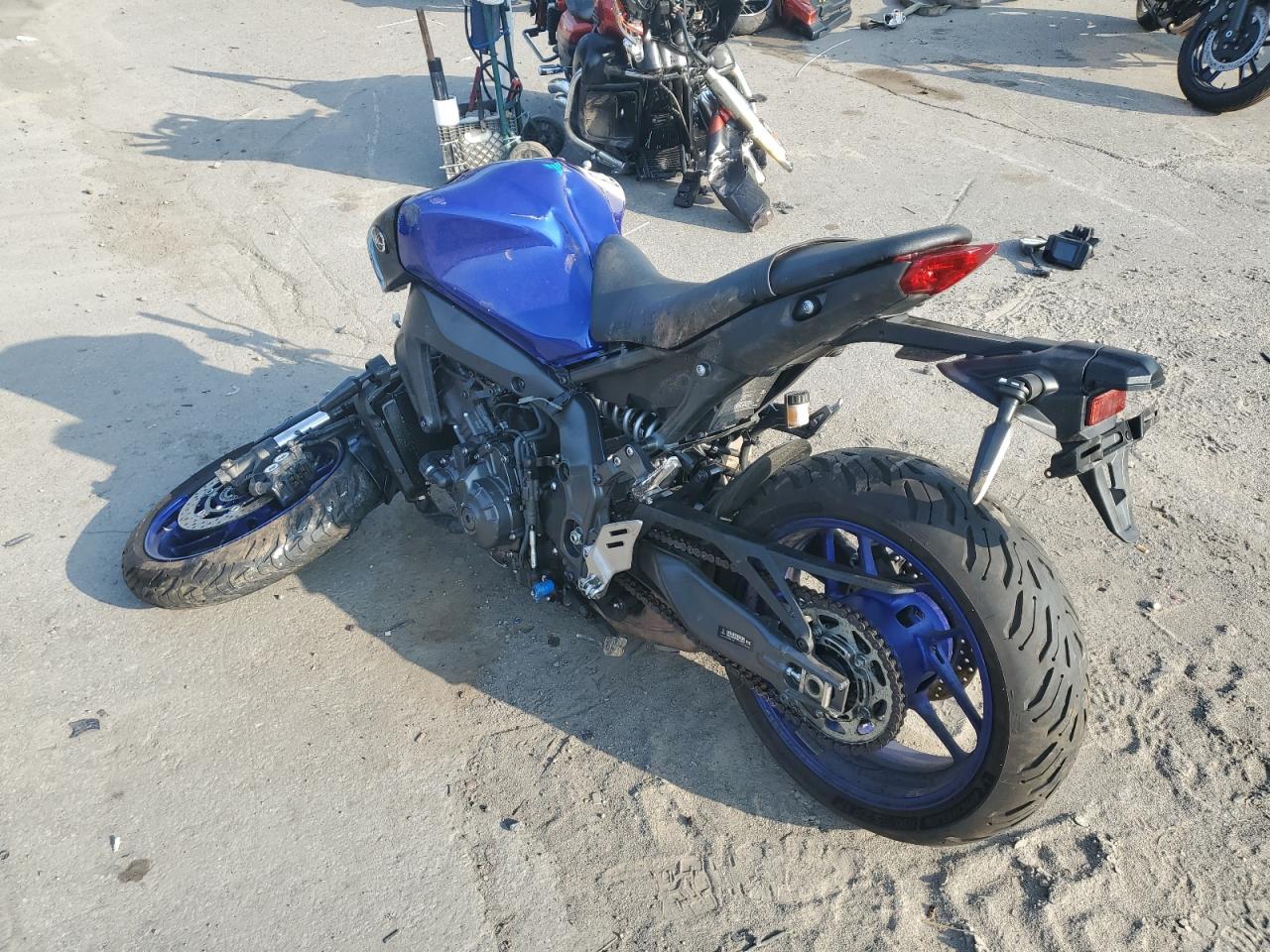 Image 3 of 2023 YAMAHA MT09  2023 with VIN JYARN71E5PA003858