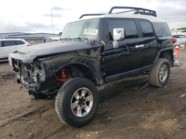 Изображение 2014 TOYOTA FJ CRUISER  2014