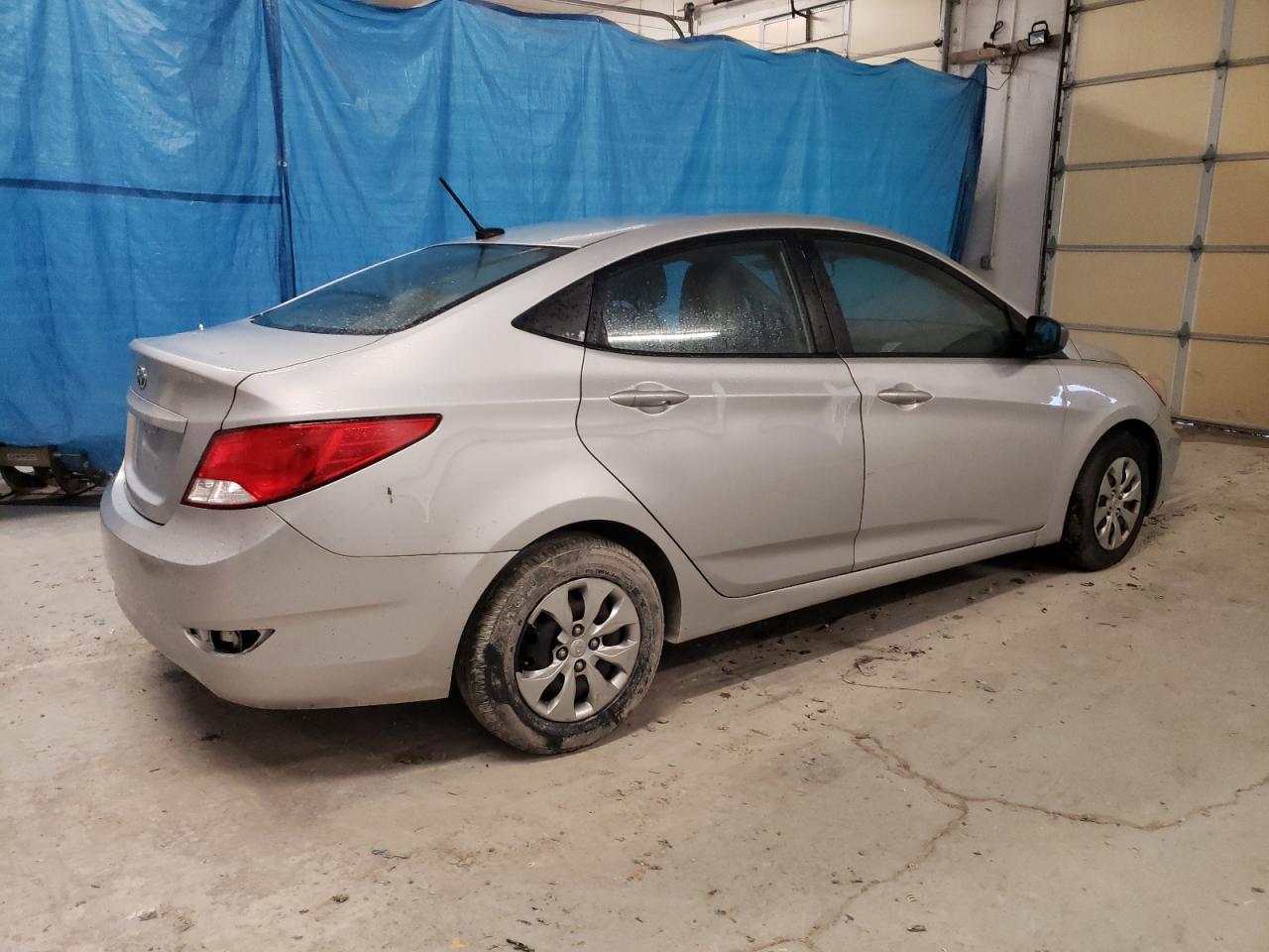 Obraz 3 z 2017 HYUNDAI ACCENT SE 2017 z VIN KMHCT4AE7HU204347