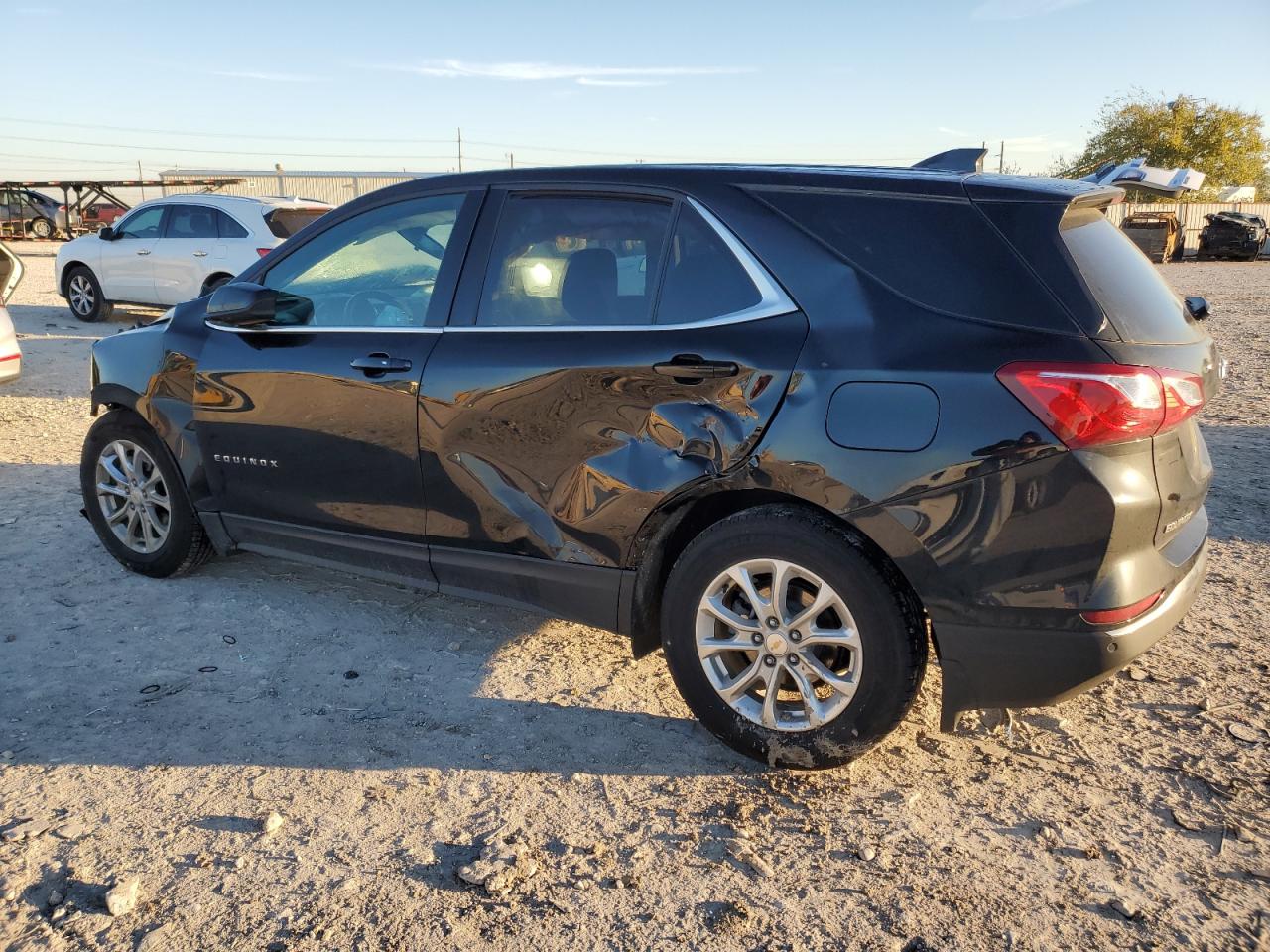 Image 2 of 2020 CHEVROLET EQUINOX LT 2020 with VIN 2GNAXUEV9L6209753