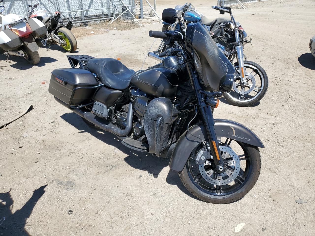 Image 1 of 2021 HARLEY-DAVIDSON FLHTK  2021 with VIN 1HD1KEF2XMB611456