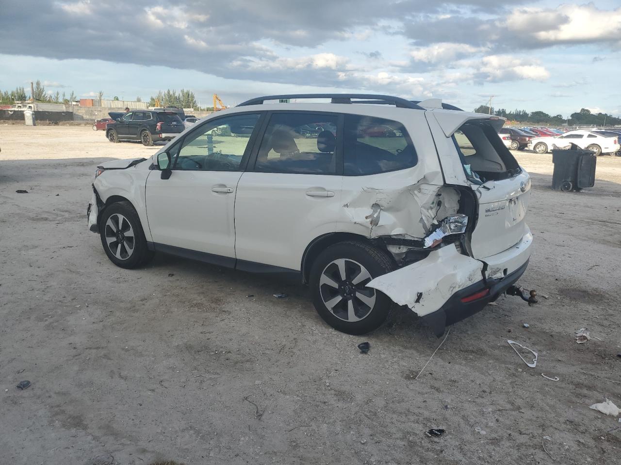 Obraz 2 z 2018 SUBARU FORESTER 2.5I PREMIUM 2018 z VIN JF2SJAGC2JH405390