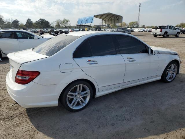 Image 3 of 2013 MERCEDES-BENZ C 250 2013 with VIN WDDGF4HB4DR292186