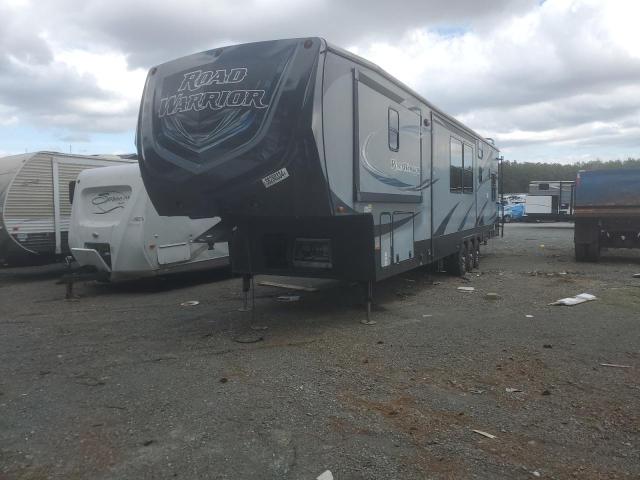 Obraz 2 z 2016 HEART LAND ROADWARRIO 2016 z VIN 5SFCG4438GE315398