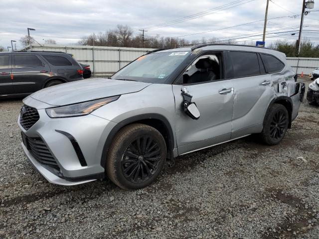 Obraz 1 z 2023 TOYOTA HIGHLANDER L 2023 z VIN 5TDKDRBH3PS004605