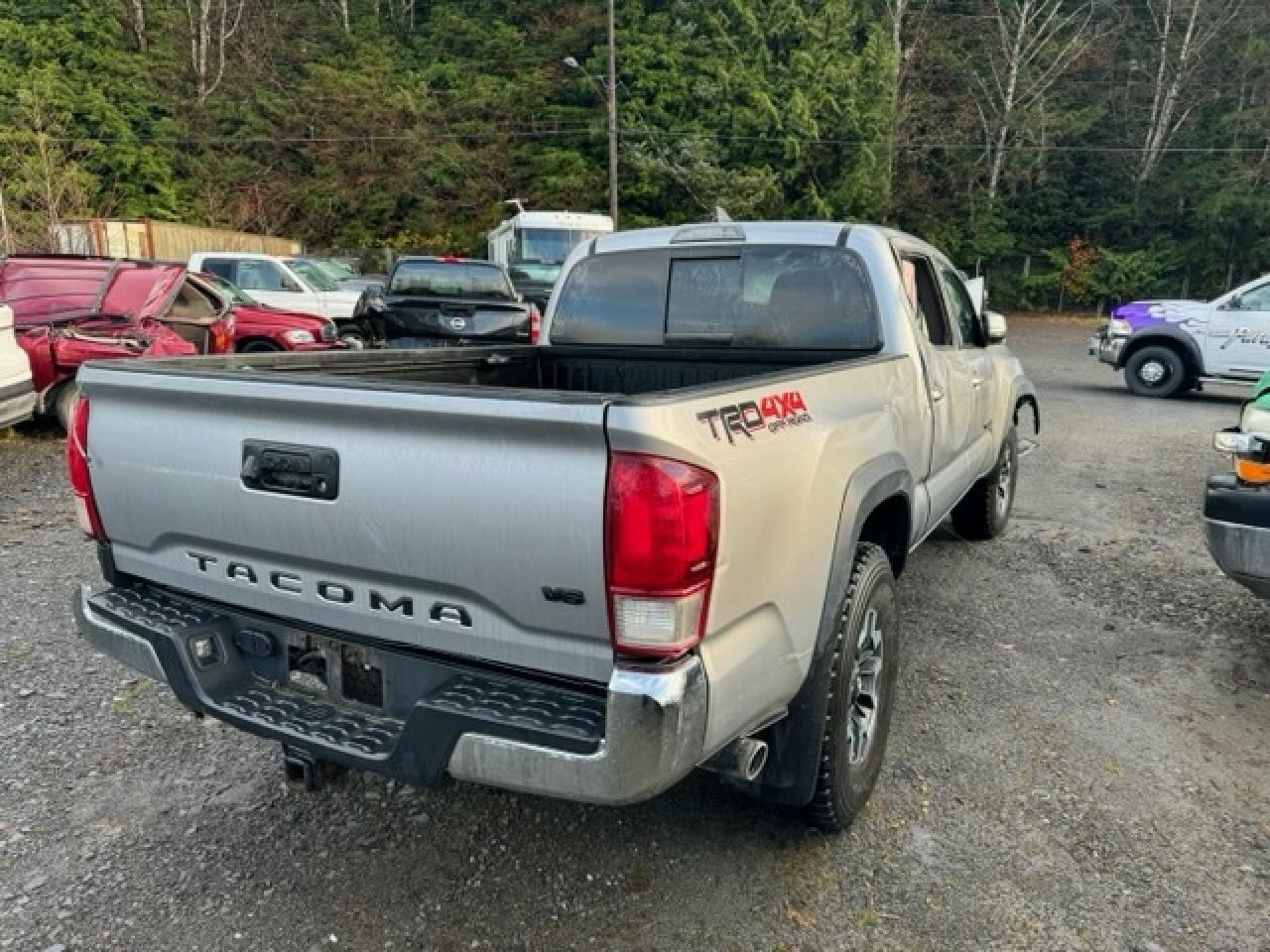 Изображение 3 Toyota Tacoma Double Cab 2019 с VIN 3TMDZ5BN1KM076470