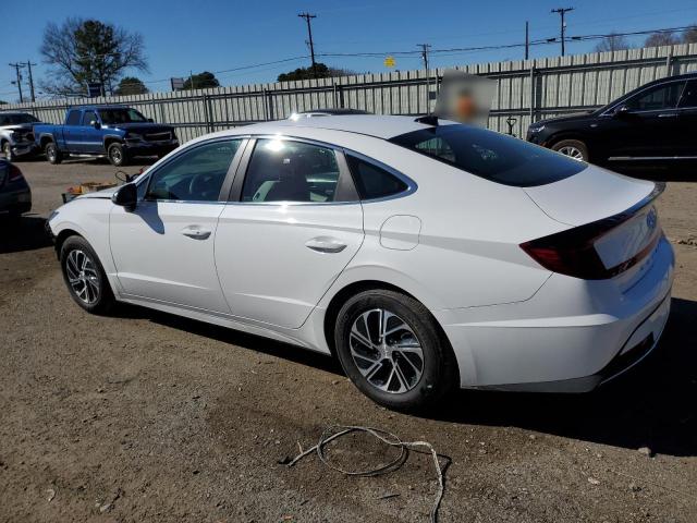 Image 2 of 2023 HYUNDAI SONATA HYBRID 2023 with VIN KMHL24JJ7PA072058