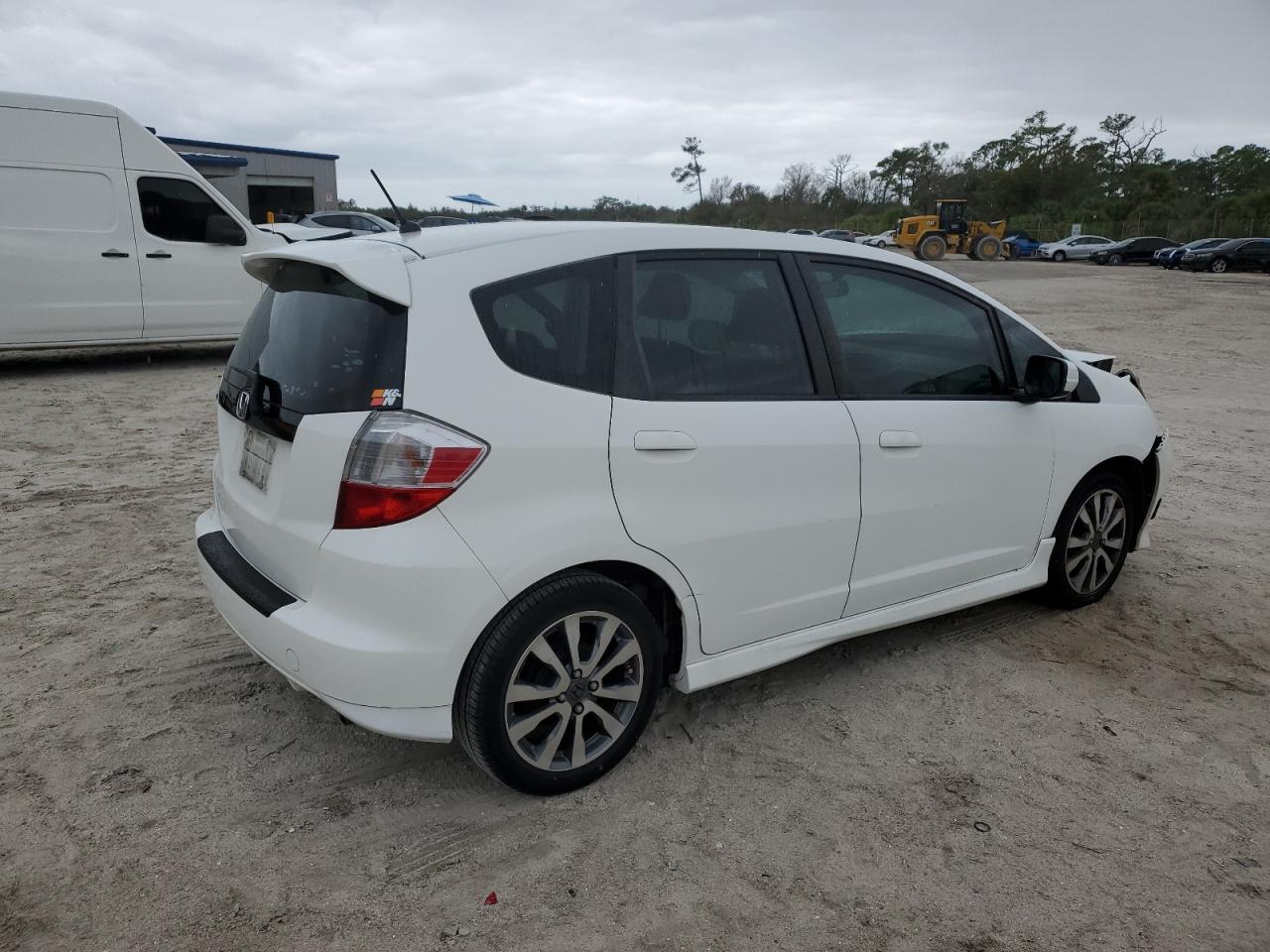Obraz 3 z 2013 HONDA FIT SPORT 2013 z VIN JHMGE8H57DC005892
