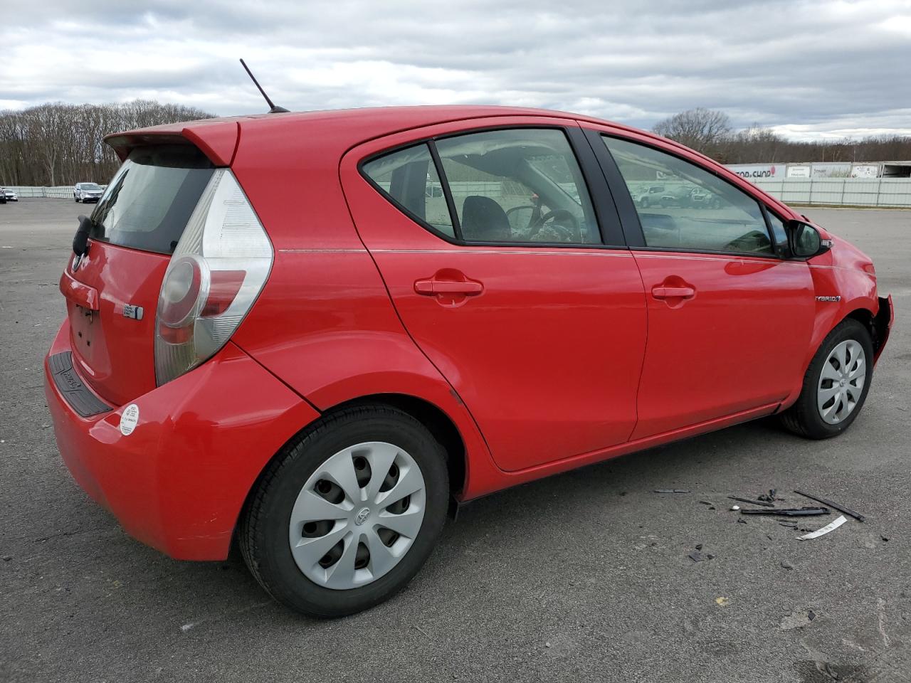 Изображение 3 2014 TOYOTA PRIUS C  2014 с VIN JTDKDTB31E1569818