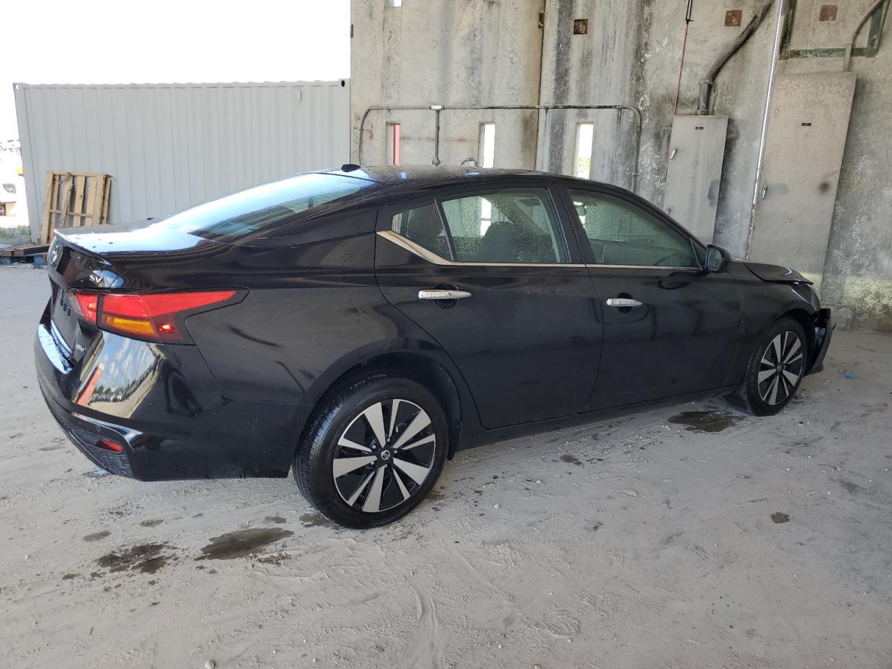 Image 3 of 2022 NISSAN ALTIMA SV 2022 with VIN 1N4BL4DW4NN355484