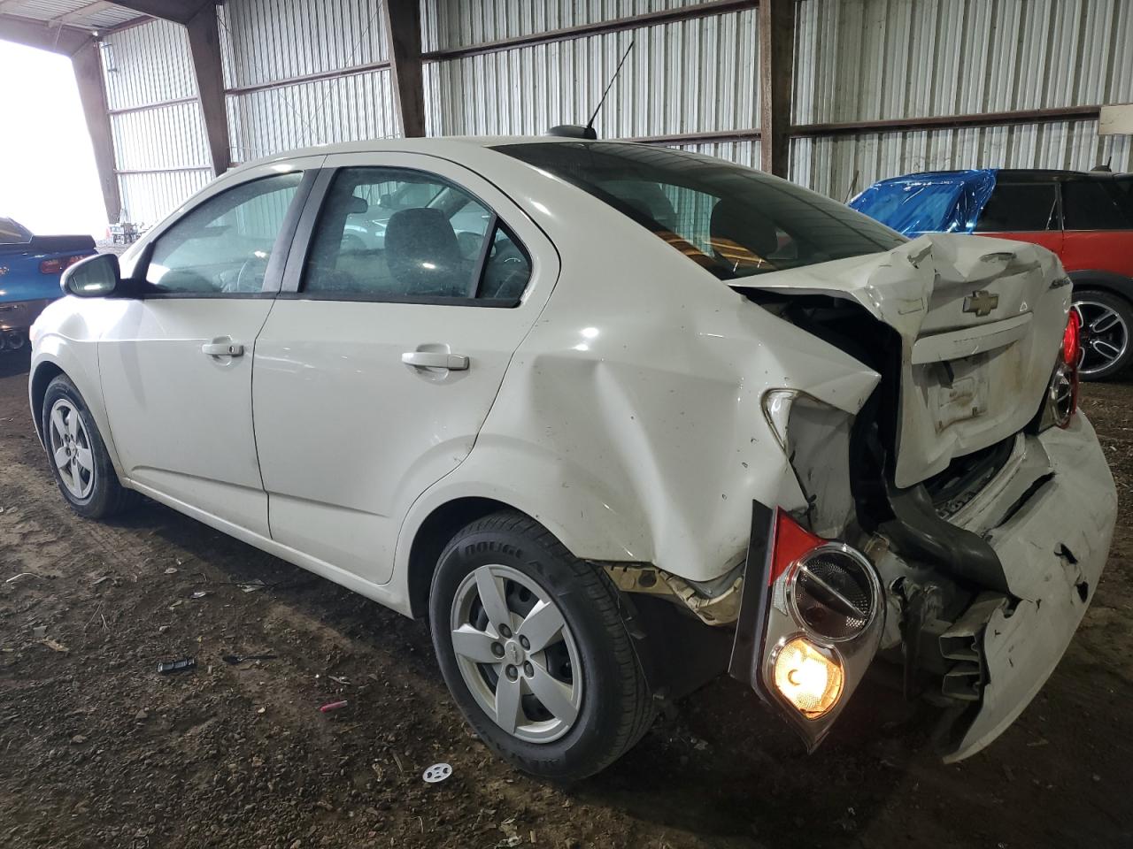 Изображение 2 2015 CHEVROLET SONIC LS 2015 с VIN 1G1JA5SH2F4115646