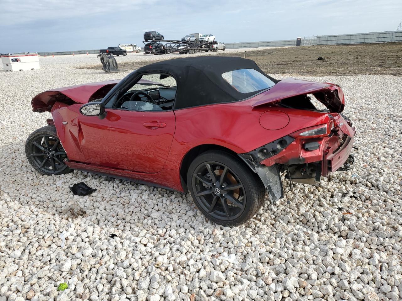 Изображение 2 2016 MAZDA MX-5 MIATA CLUB 2016 с VIN JM1NDAC77G0105752
