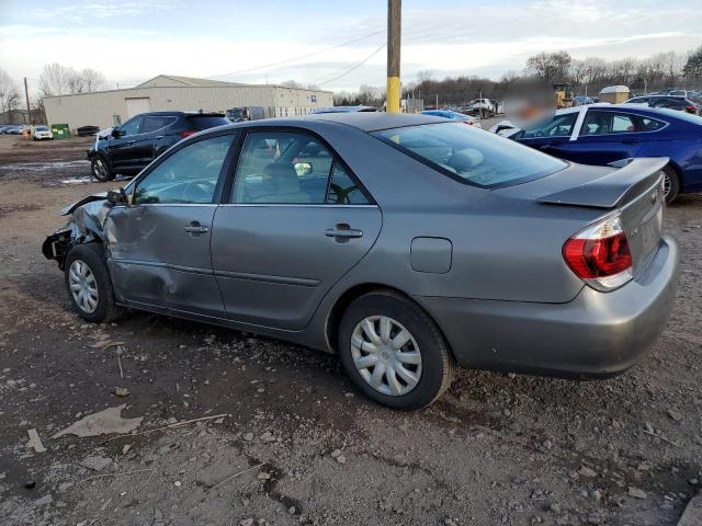 Obraz 2 z 2005 TOYOTA CAMRY LE 2005 z VIN 4T1BE30K15U603869
