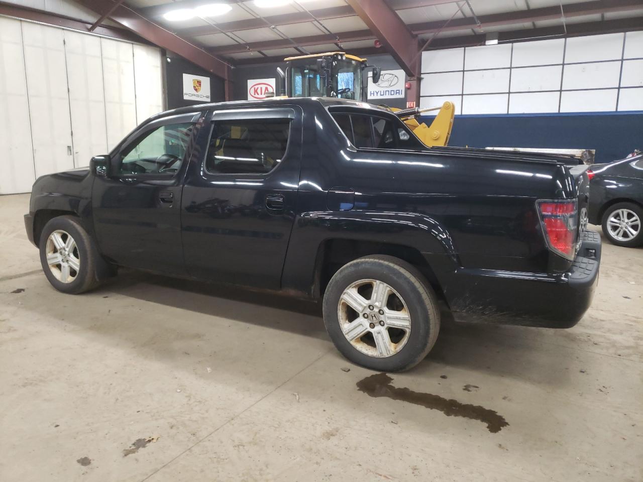 Obraz 2 z 2013 HONDA RIDGELINE RTL 2013 z VIN 5FPYK1F53DB002121