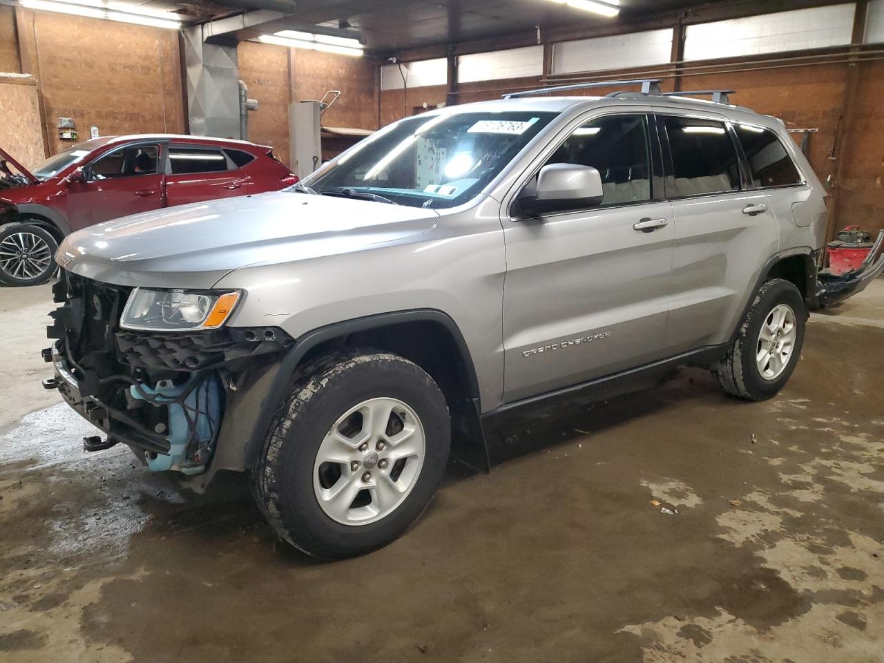 Image 1 of 2015 JEEP GRAND CHEROKEE LAREDO 2015 with VIN 1C4RJFAG2FC828769