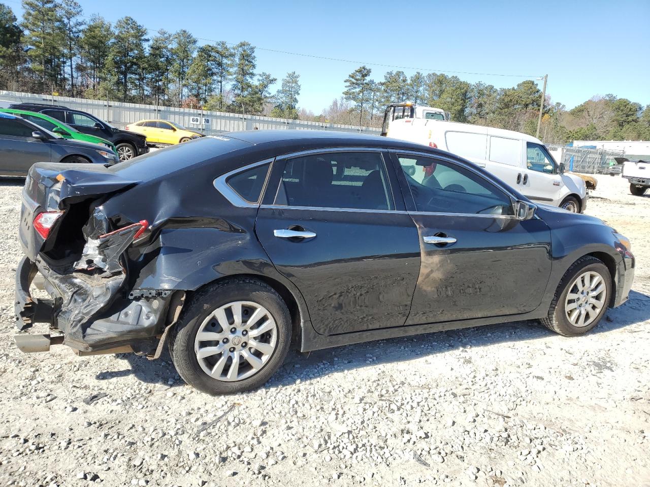 Image 3 of 2017 NISSAN ALTIMA 2.5 2017 with VIN 1N4AL3AP2HN344622