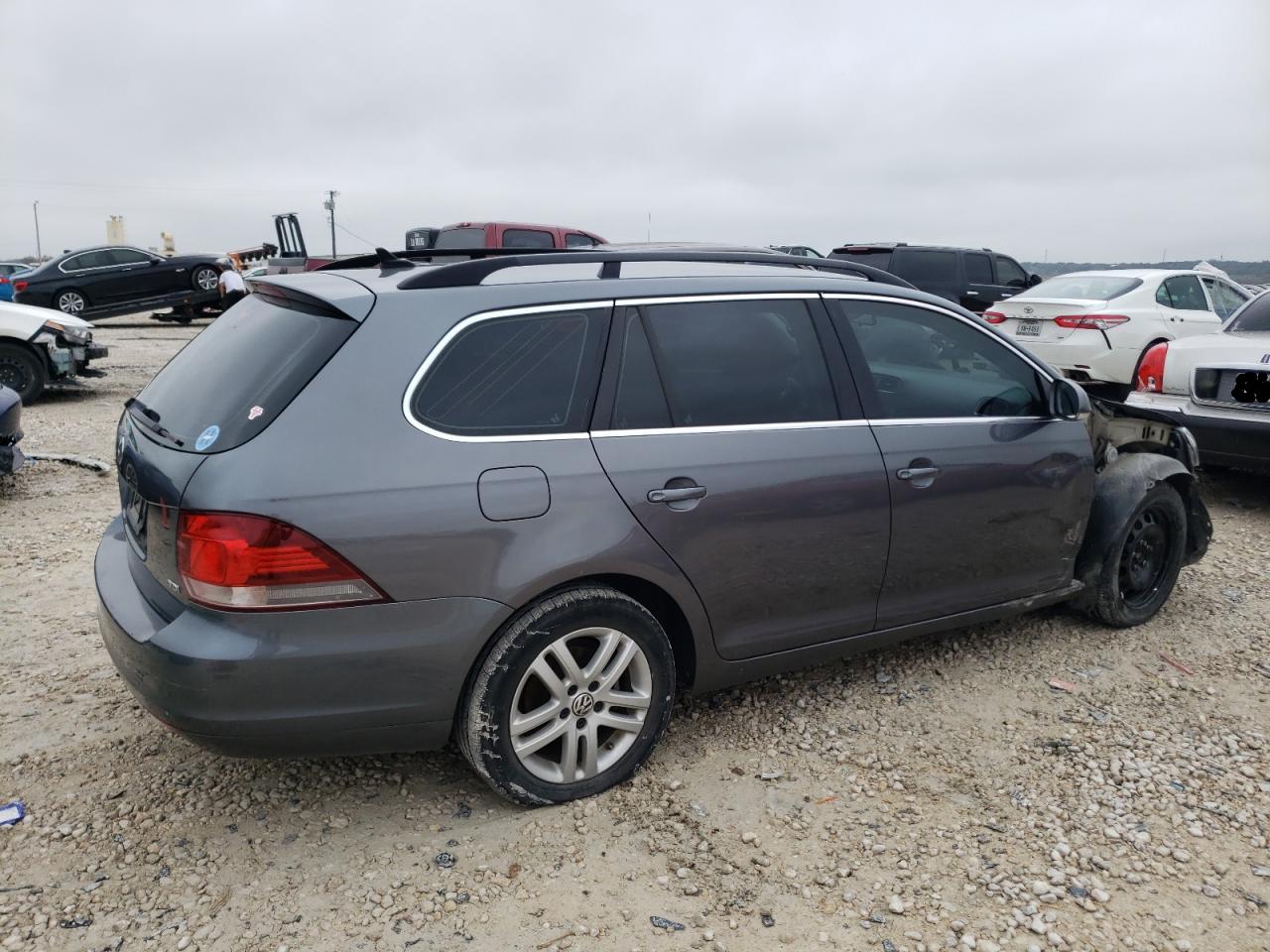 Image 3 of 2014 VOLKSWAGEN JETTA TDI 2014 with VIN 3VWML7AJ2EM628149